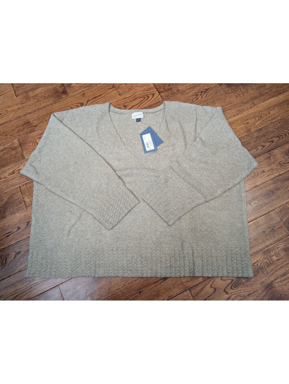 Universal Thread Taupe Long Sleeve V-Neck Sweater Super Soft Size 4X NWT
